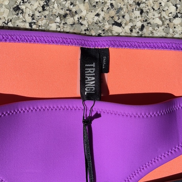 Small Triangl Bottoms - Picture 2 of 2